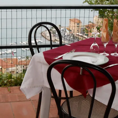 Hotel Vittoria 3*